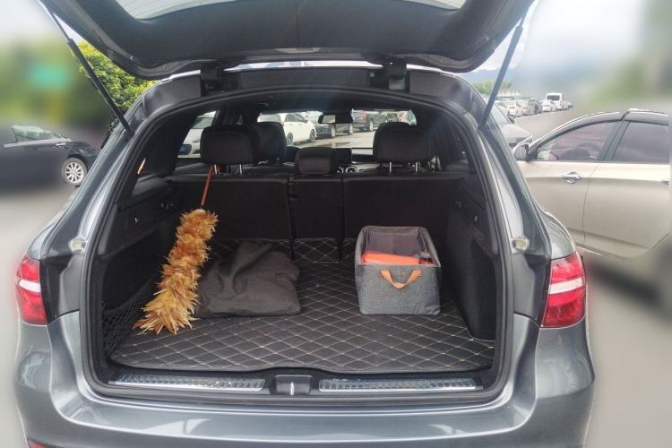 Used Mercedes-Benz GLC 2016 GLC 260 4MATIC Luxury Model Trunk