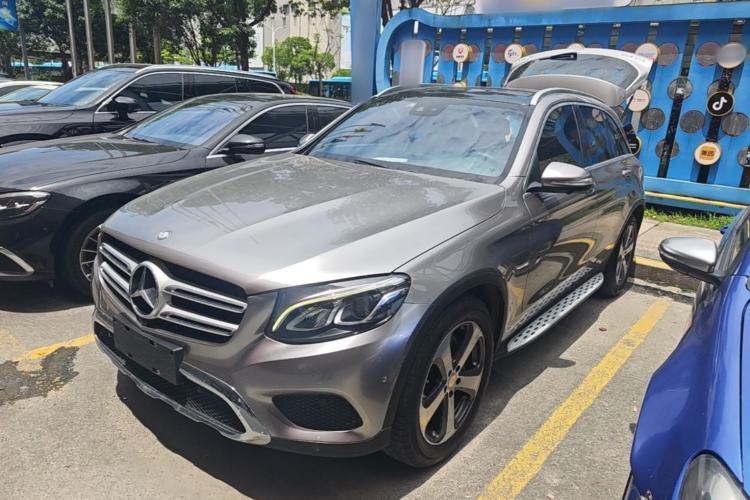 Used Mercedes-Benz GLC 2016 GLC 260 4MATIC Luxury Model Guazi used car, China used car export, Used car for sale, Used cars, Cheapest cars for sale