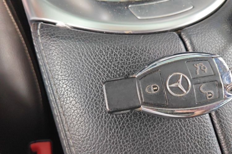 Used Mercedes-Benz GLC 2016 GLC 260 4MATIC Dynamic Edition Vehicle Key
