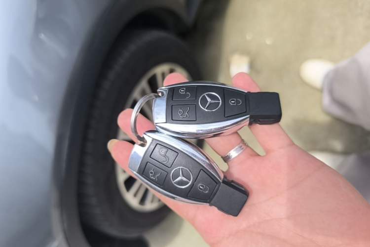 Used Mercedes-Benz GLC 2016 GLC 260 4MATIC Dynamic Edition Vehicle Key