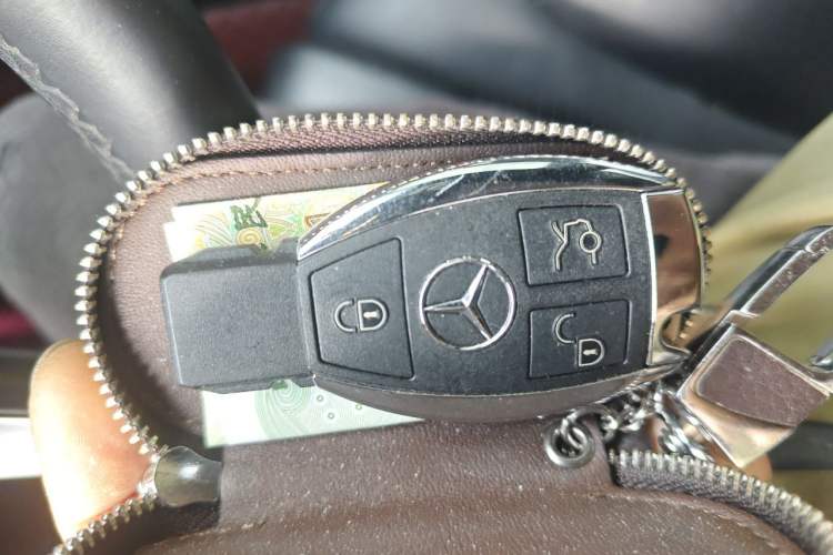 Used Mercedes-Benz GLC 2016 GLC 260 4MATIC Dynamic Edition Vehicle Key