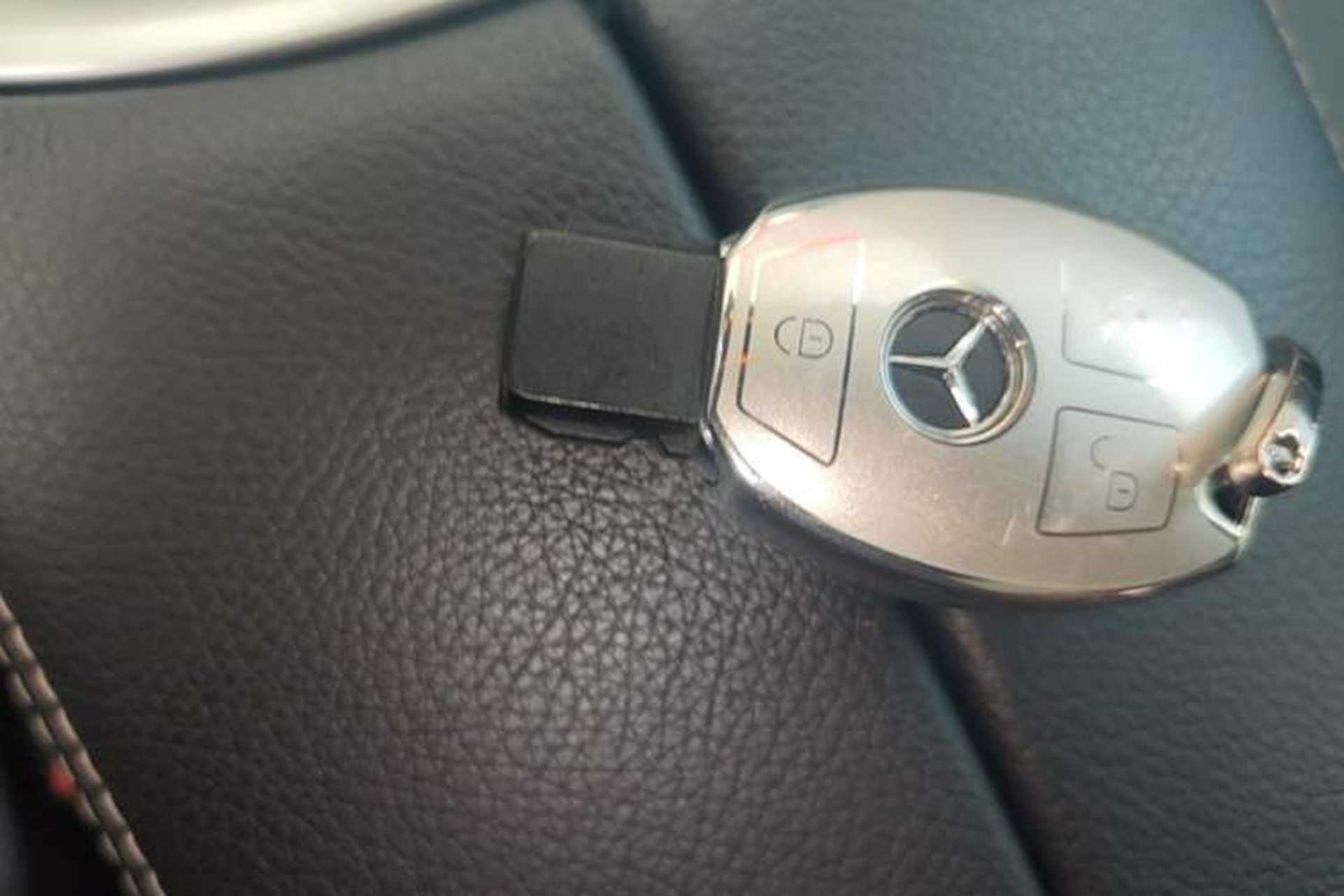 Used Mercedes-Benz GLC 2016 GLC 260 4MATIC Luxury Model Vehicle Key