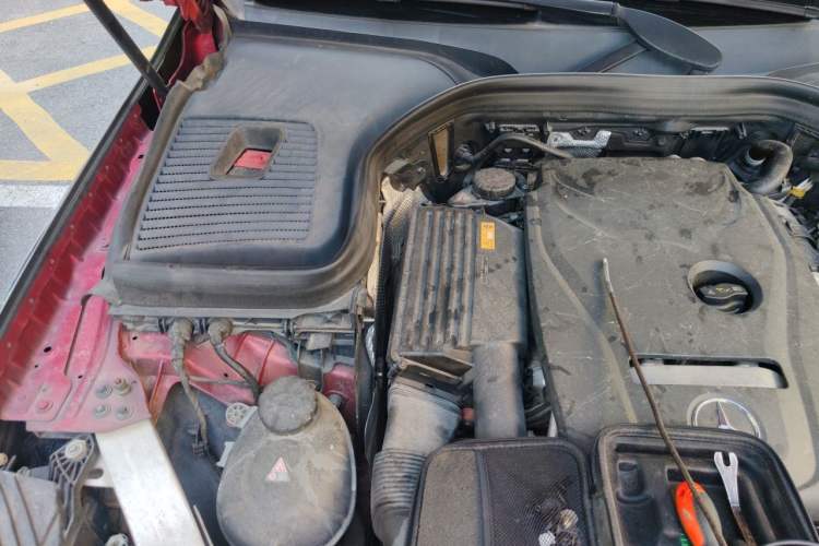 Used Mercedes-Benz GLC 2016 GLC 200 4MATIC Engine Bay Right