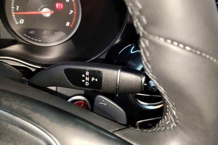 Used Mercedes-Benz GLC 2016 GLC 200 4MATIC Gear Lever