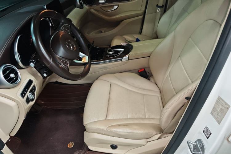 Used Mercedes-Benz GLC 2016 GLC 300 4MATIC Dynamic Model Left Front Seat