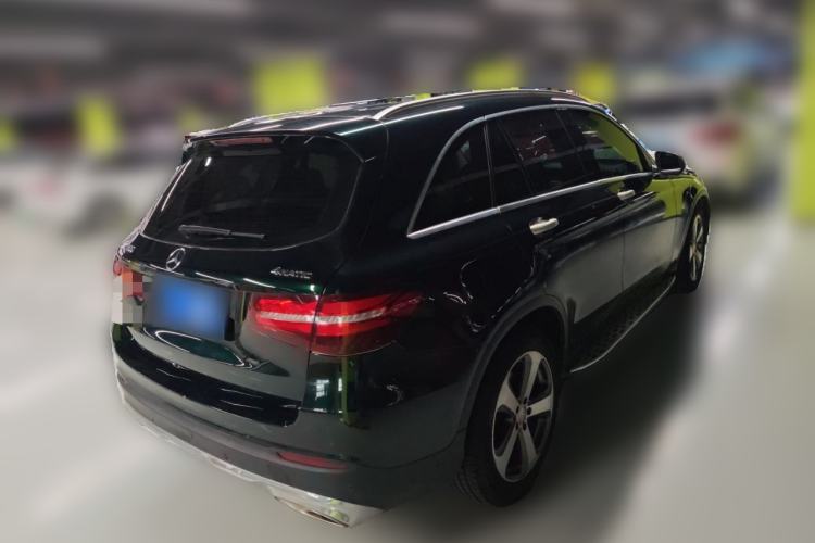 Used Mercedes-Benz GLC 2016 GLC 300 4MATIC Dynamic Model Rear Right 45 Deg