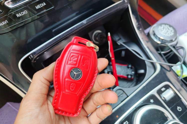 Used Mercedes-Benz GLC 2016 GLC 200 4MATIC Vehicle Key