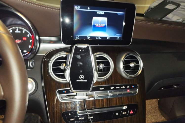 Used Mercedes-Benz GLC 2016 GLC 260 4MATIC Luxury Model Audio And AC Panel