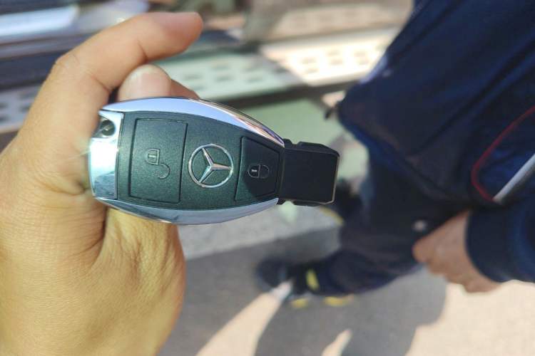 Used Mercedes-Benz GLC 2016 GLC 200 4MATIC Vehicle Key