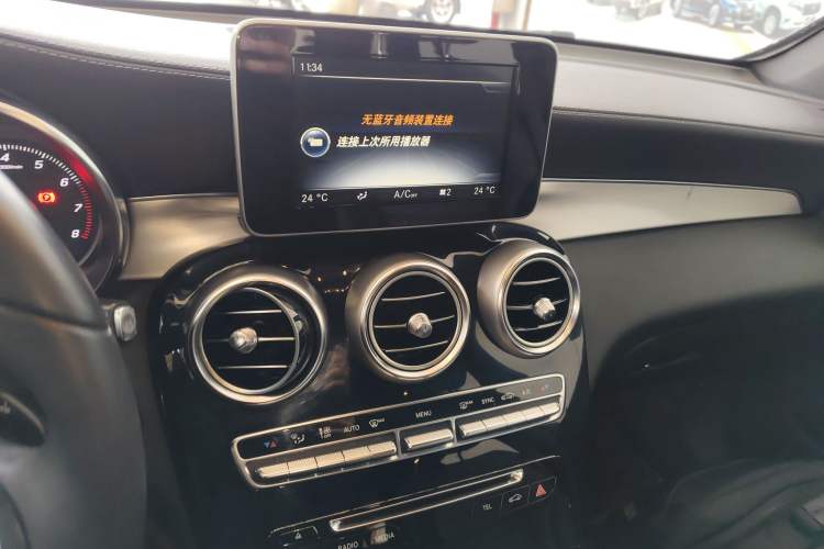 Used Mercedes-Benz GLC 2016 GLC 200 4MATIC Audio And AC Panel