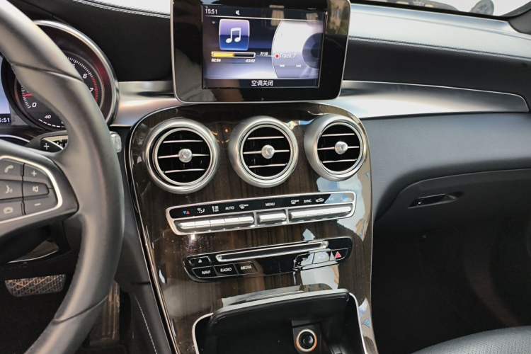 Used Mercedes-Benz GLC 2016 GLC 260 4MATIC Luxury Model Audio And AC Panel