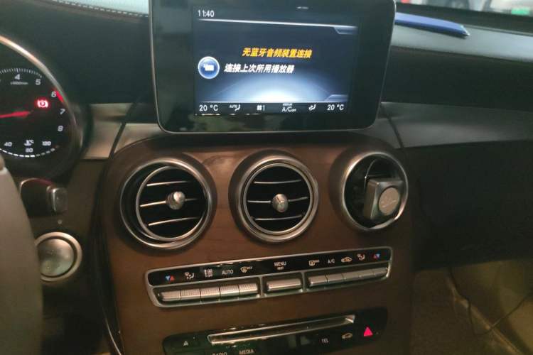 Used Mercedes-Benz GLC 2016 GLC 300 4MATIC Dynamic Model Audio And AC Panel
