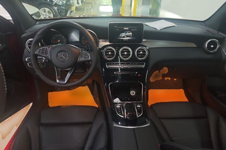 Used Mercedes-Benz GLC 2016 GLC 200 4MATIC Center Console