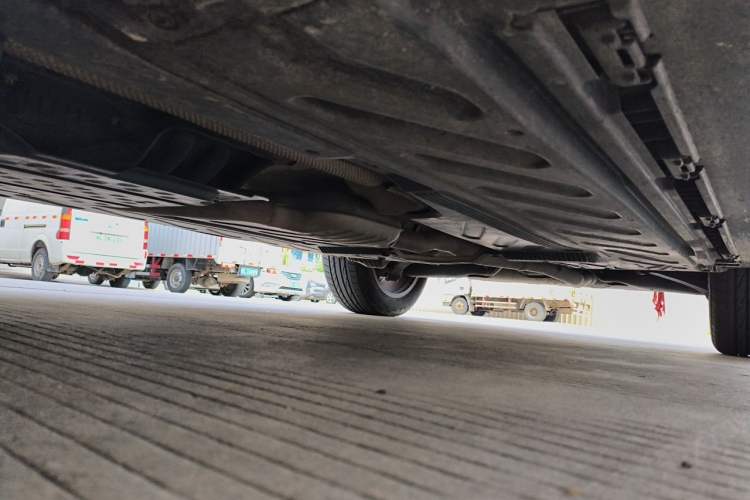 Used Mercedes-Benz GLC 2016 GLC 260 4MATIC Luxury Model Chassis Front Left