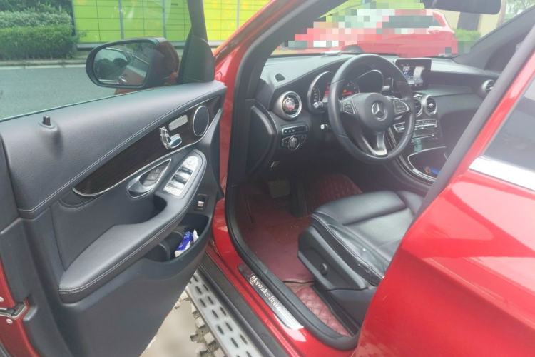 Used Mercedes-Benz GLC 2016 GLC 260 4MATIC Luxury Model Driver Seat