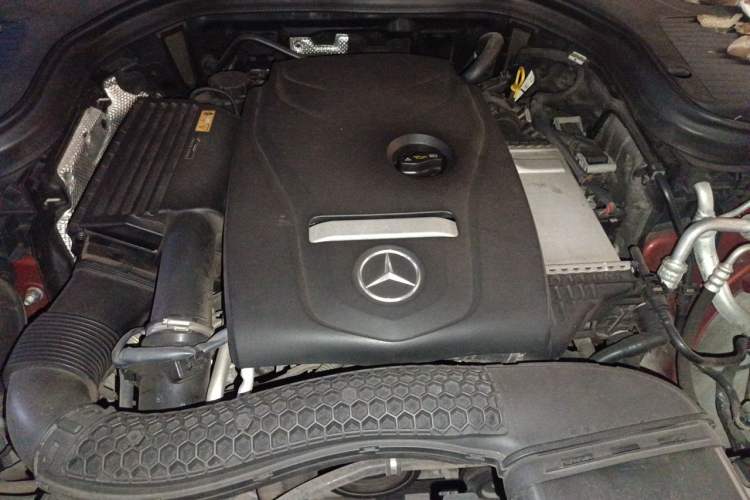 Used Mercedes-Benz GLC 2016 GLC 260 4MATIC Dynamic Edition Engine Bay