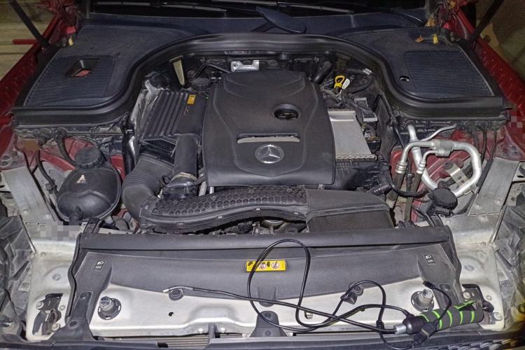Used Mercedes-Benz GLC 2016 GLC 300 4MATIC Dynamic Model Engine Bay