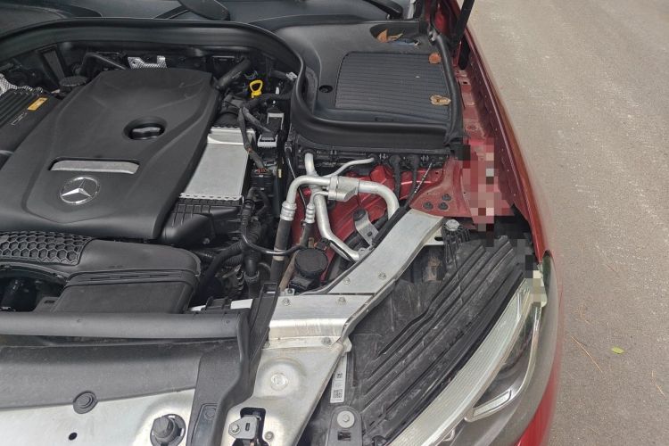 Used Mercedes-Benz GLC 2016 GLC 260 4MATIC Dynamic Edition Engine Bay Left