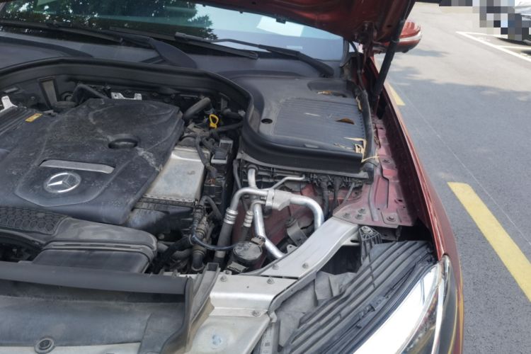Used Mercedes-Benz GLC 2016 GLC 260 4MATIC Luxury Model Engine Bay Left