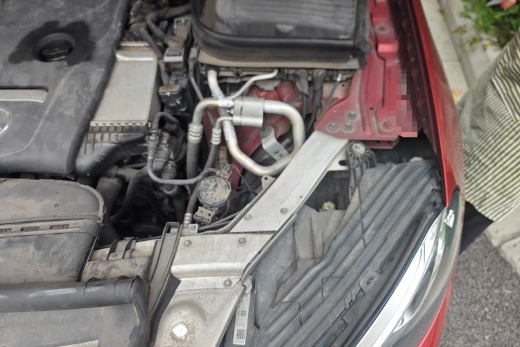 Used Mercedes-Benz GLC 2016 GLC 260 4MATIC Luxury Model Engine Bay Left