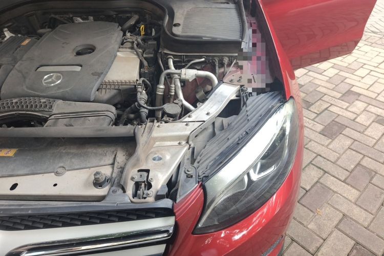 Used Mercedes-Benz GLC 2016 GLC 260 4MATIC Dynamic Edition Engine Bay Left