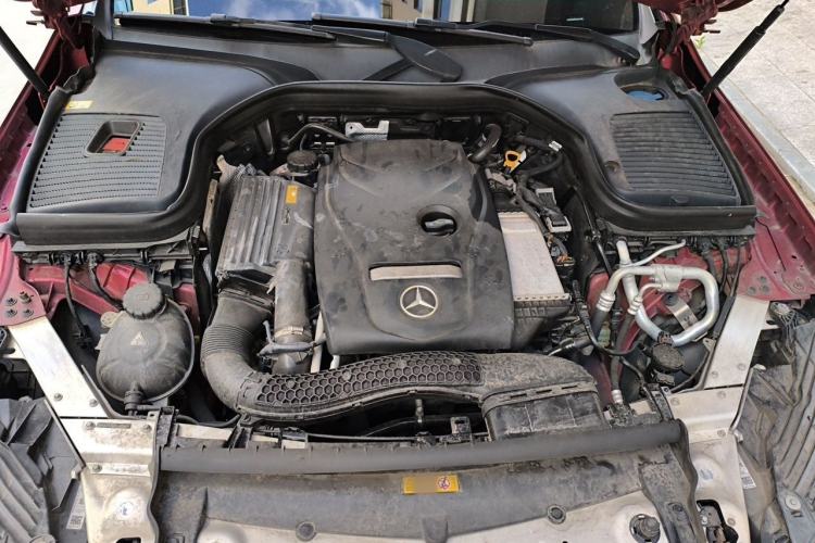 Used Mercedes-Benz GLC 2016 GLC 260 4MATIC Luxury Model Engine Bay