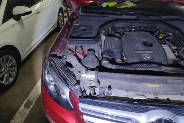 Used Mercedes-Benz GLC 2016 GLC 300 4MATIC Dynamic Model Engine Bay Right