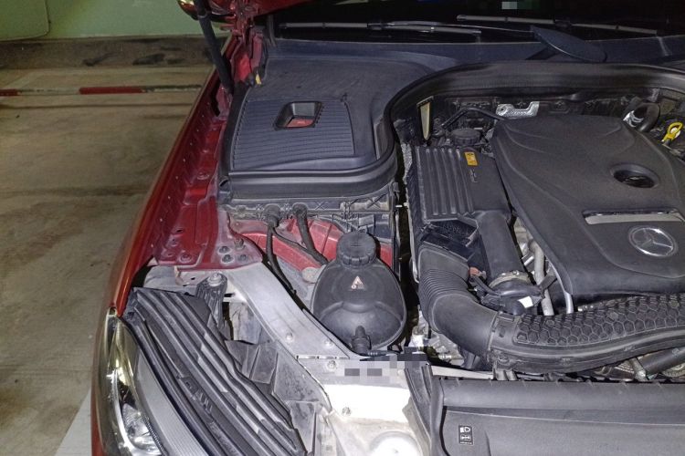 Used Mercedes-Benz GLC 2016 GLC 300 4MATIC Dynamic Model Engine Bay Right