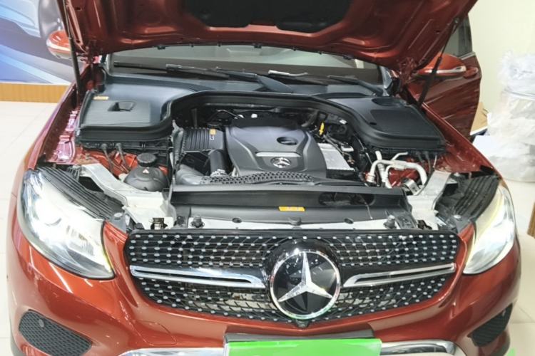 Used Mercedes-Benz GLC 2016 GLC 260 4MATIC Luxury Model Engine Bay