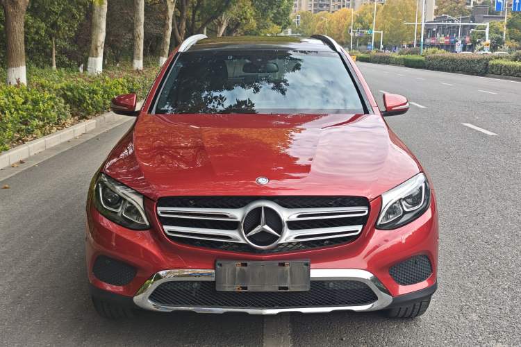 Used Mercedes-Benz GLC 2016 GLC 260 4MATIC Dynamic Edition Exterior 3