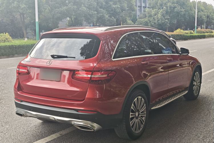Used Mercedes-Benz GLC 2016 GLC 260 4MATIC Dynamic Edition Exterior 8
