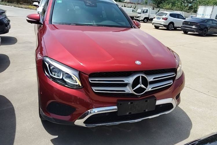 Used Mercedes-Benz GLC 2016 GLC 260 4MATIC Luxury Model Front