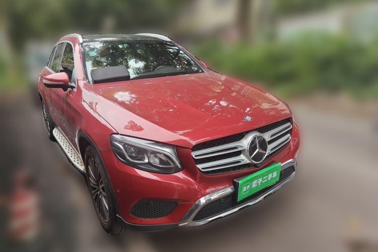 Used Mercedes-Benz GLC 2016 GLC 260 4MATIC Dynamic Edition Front Right 45 Deg