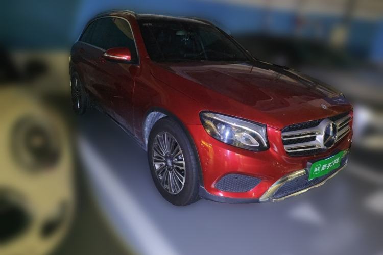 Used Mercedes-Benz GLC 2016 GLC 200 4MATIC Front Right 45 Deg