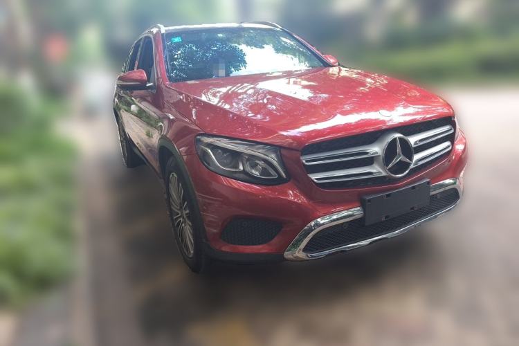 Used Mercedes-Benz GLC 2016 GLC 260 4MATIC Dynamic Edition Front Right 45 Deg