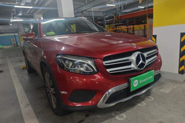 Used Mercedes-Benz GLC 2016 GLC 200 4MATIC Front Right 45 Deg