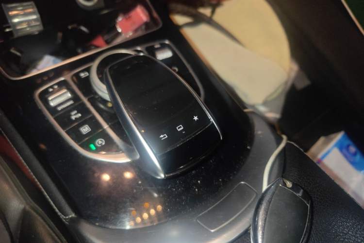 Used Mercedes-Benz GLC 2016 GLC 200 4MATIC Gear Lever