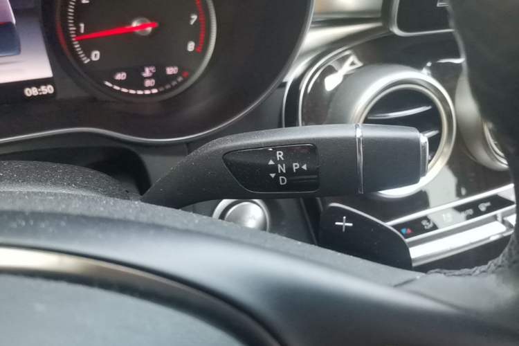Used Mercedes-Benz GLC 2016 GLC 260 4MATIC Luxury Model Gear Lever