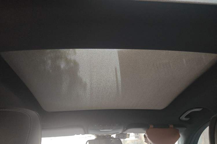 Used Mercedes-Benz GLC 2016 GLC 260 4MATIC Dynamic Edition Headliner