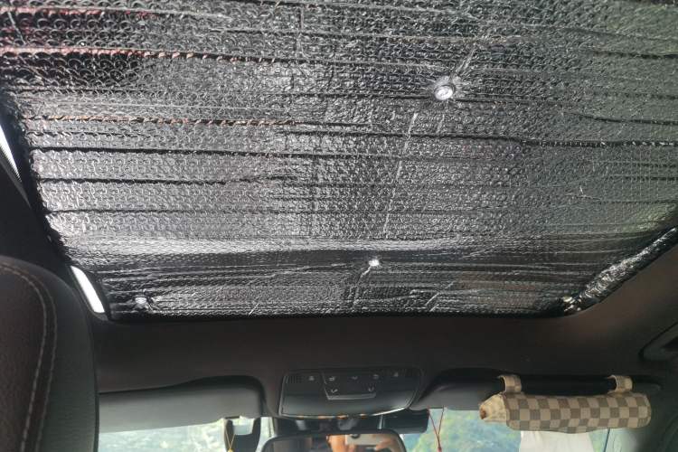 Used Mercedes-Benz GLC 2016 GLC 260 4MATIC Luxury Model Headliner