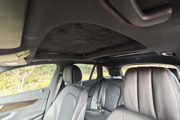 Used Mercedes-Benz GLC 2016 GLC 260 4MATIC Dynamic Edition Headliner