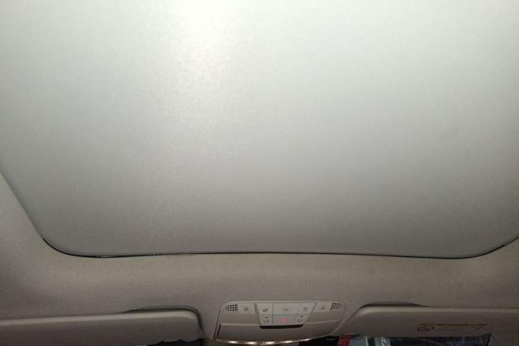 Used Mercedes-Benz GLC 2016 GLC 300 4MATIC Dynamic Model Headliner