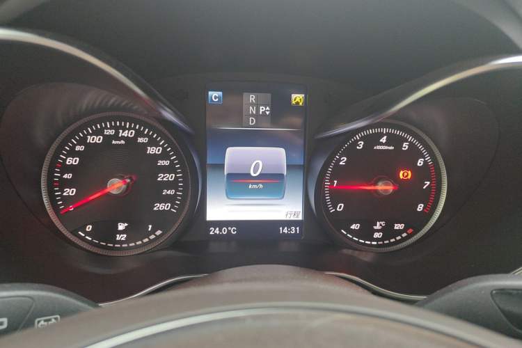 Used Mercedes-Benz GLC 2016 GLC 260 4MATIC Dynamic Edition Instrument Cluster