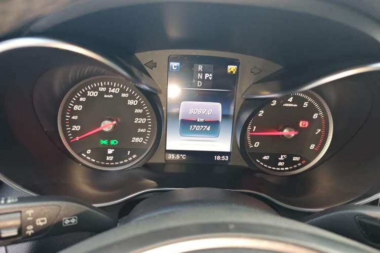 Used Mercedes-Benz GLC 2016 GLC 260 4MATIC Dynamic Edition Instrument Cluster