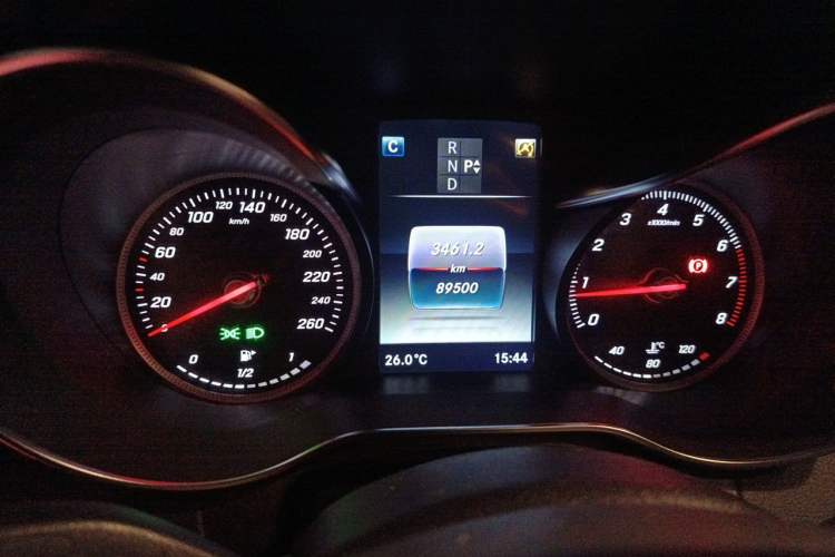 Used Mercedes-Benz GLC 2016 GLC 260 4MATIC Dynamic Edition Instrument Cluster