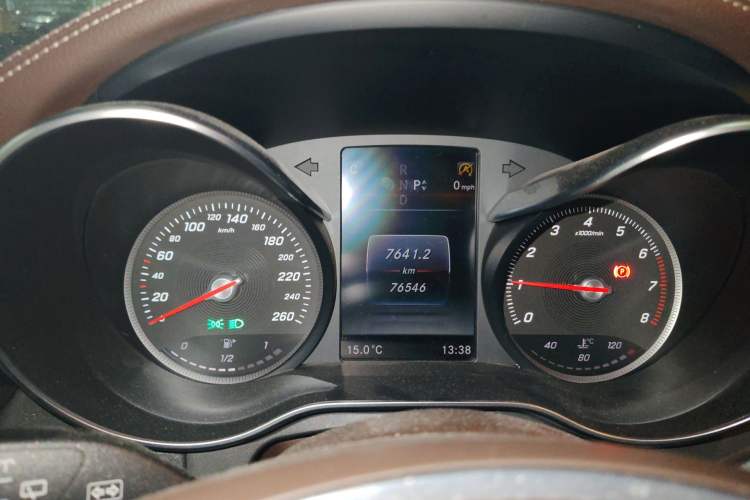 Used Mercedes-Benz GLC 2016 GLC 300 4MATIC Dynamic Model Instrument Cluster
