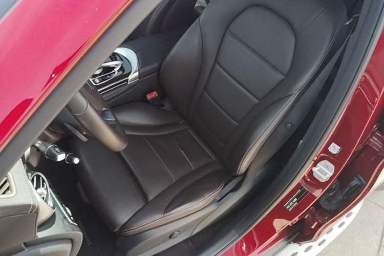 Used Mercedes-Benz GLC 2016 GLC 260 4MATIC Luxury Model Left Front Seat