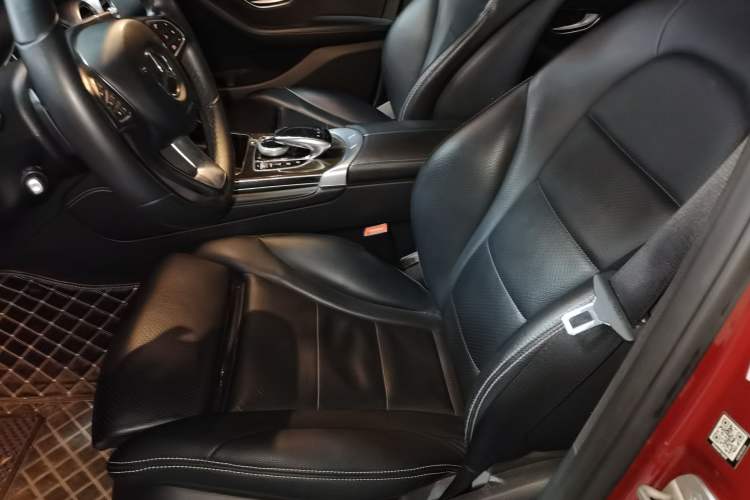 Used Mercedes-Benz GLC 2016 GLC 260 4MATIC Dynamic Edition Left Front Seat