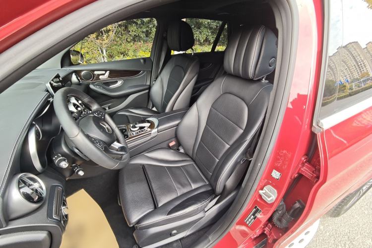 Used Mercedes-Benz GLC 2016 GLC 260 4MATIC Dynamic Edition Left Front Seat
