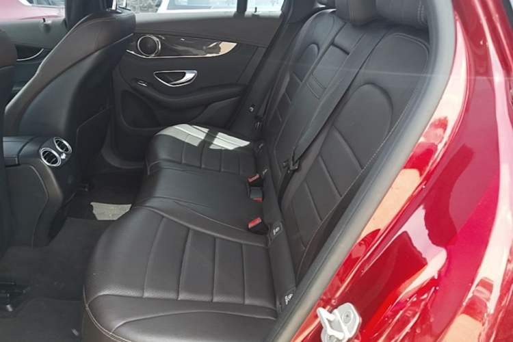 Used Mercedes-Benz GLC 2016 GLC 260 4MATIC Luxury Model Left Rear Seat